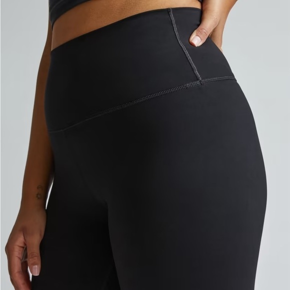 EVERLANE The Perform Legging In Black - Picture 4 of 8